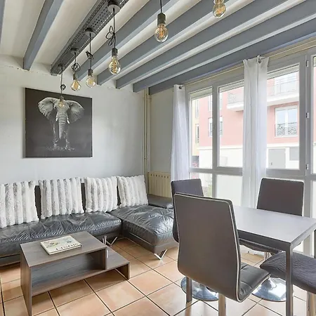 Дом отдыха Maison Sur Les Quais De Seine Proche De Paris Вильнёв-ла-Гарен