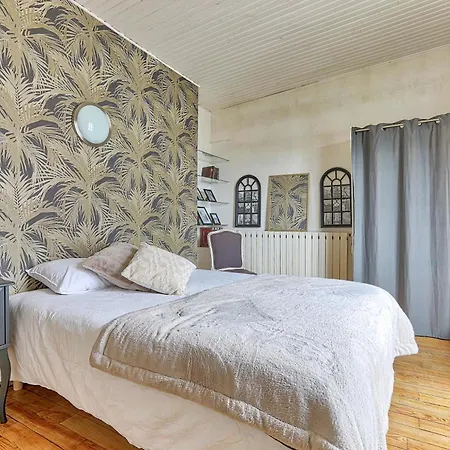 Maison Sur Les Quais De Seine Proche De Paris Дом отдыха