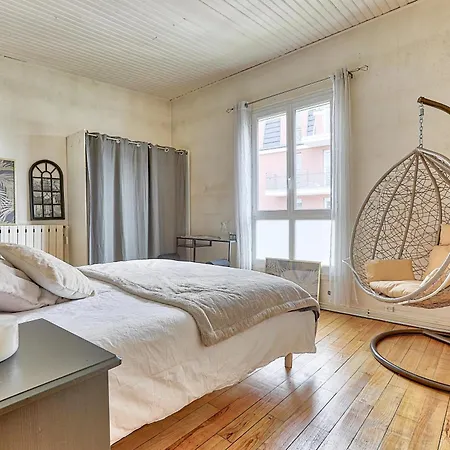 Maison De 3 Et Un Salon Sur Les Quais De Seine Proche De Paris בית נופש *